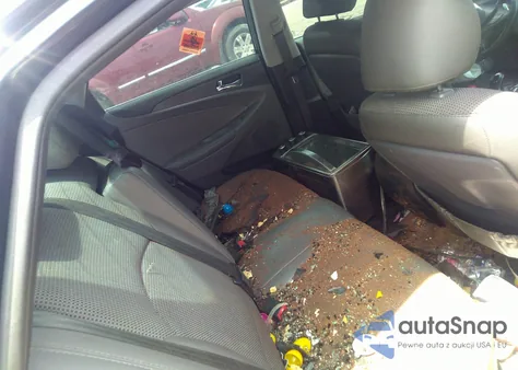 2011 Hyundai Sonata Se z USA, uszkodzony, nr VIN 5NPEC4AC3BH148579